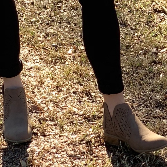 Booties- brand new in box - Picture 4 of 4